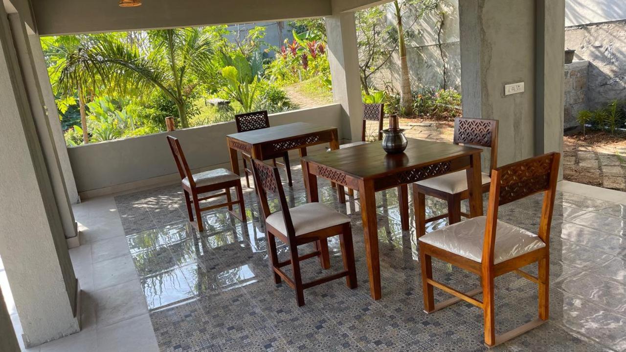 Antharyamin Hotel Thiruvananthapuram Bagian luar foto