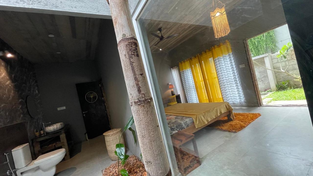 Antharyamin Hotel Thiruvananthapuram Bagian luar foto